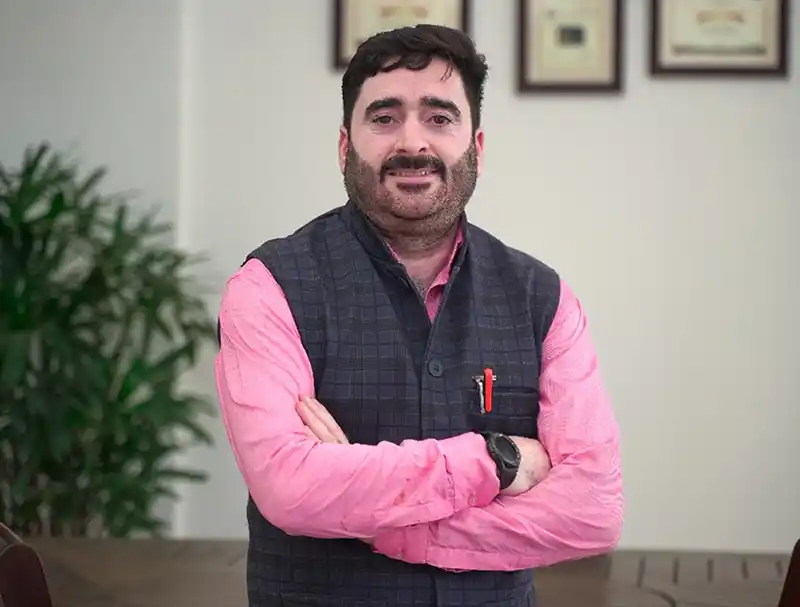 Dr. Showkat Ahmad Wani